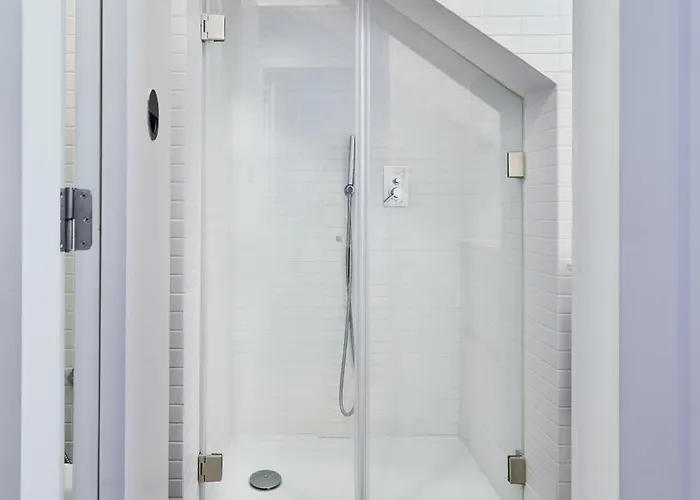 شقة New Duplex In The Heart Of Lisbon, Principe Real