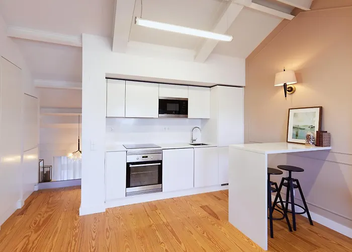 شقة New Duplex In The Heart Of Lisbon, Principe Real