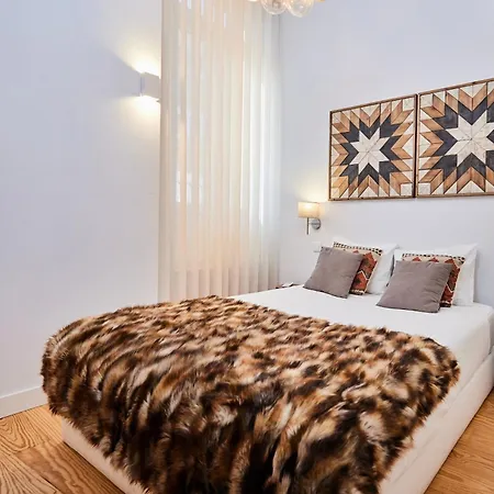 아파트 New Duplex In The Heart Of Lisbon, Principe Real 리스본