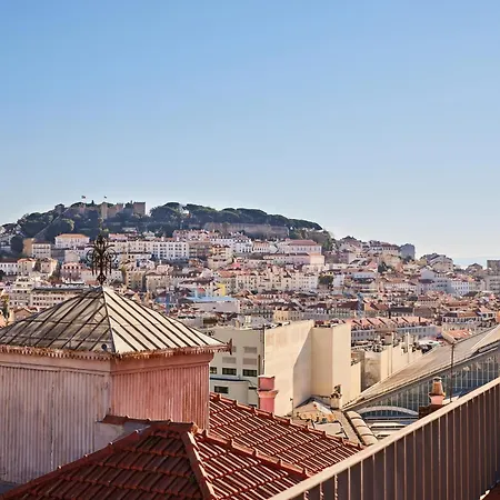 New Duplex In The Heart Of Lisbon, Principe Real * ליסבון