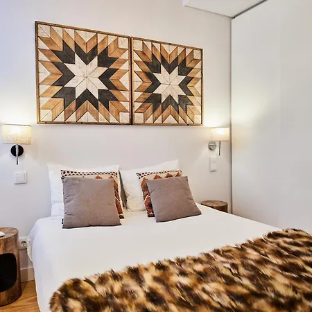 New Duplex In The Heart Of Lisbon, Principe Real Лиссабон